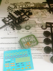SDV 470, Tatra 815, Schwerlastzugmaschine 6x6 , Plastikbausatz 1/87, H0,