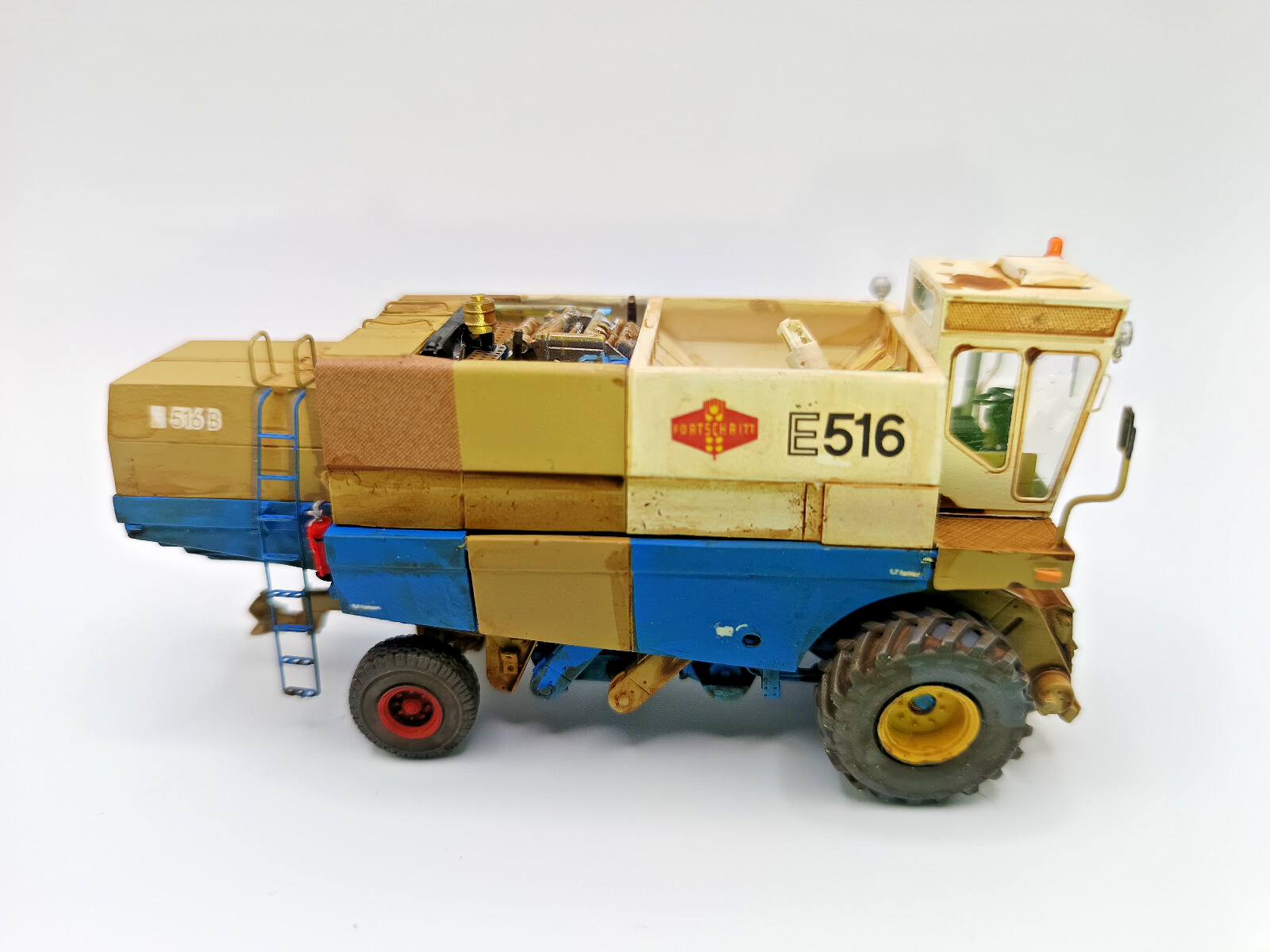 7006678