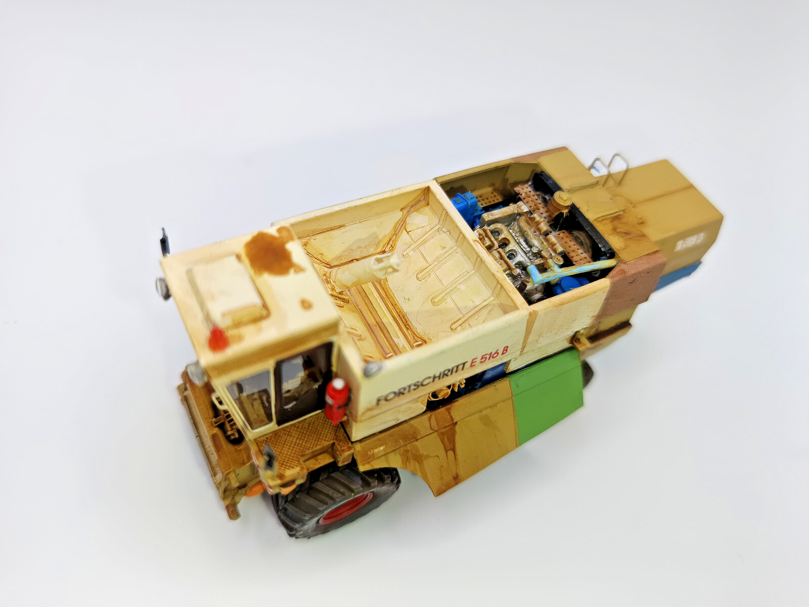 7006678