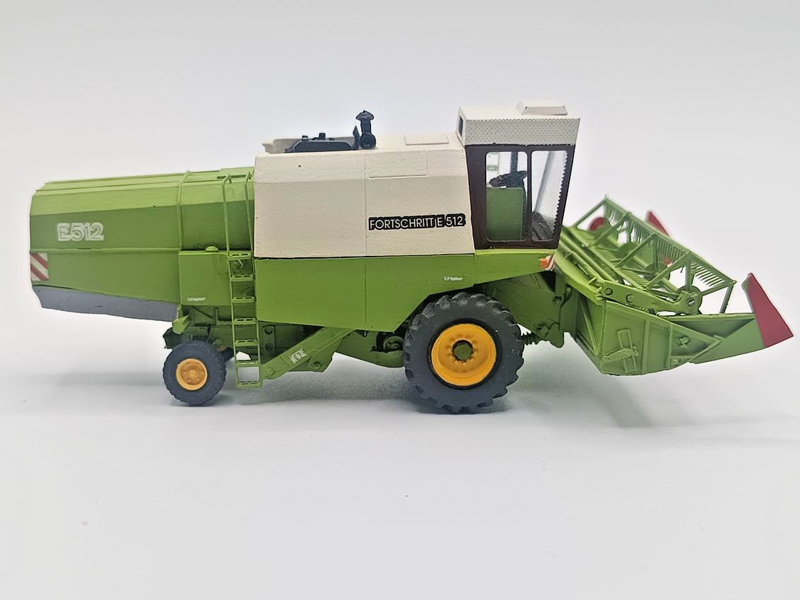 9002128