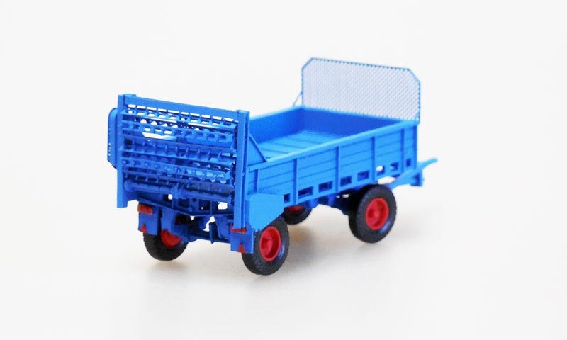 8563605