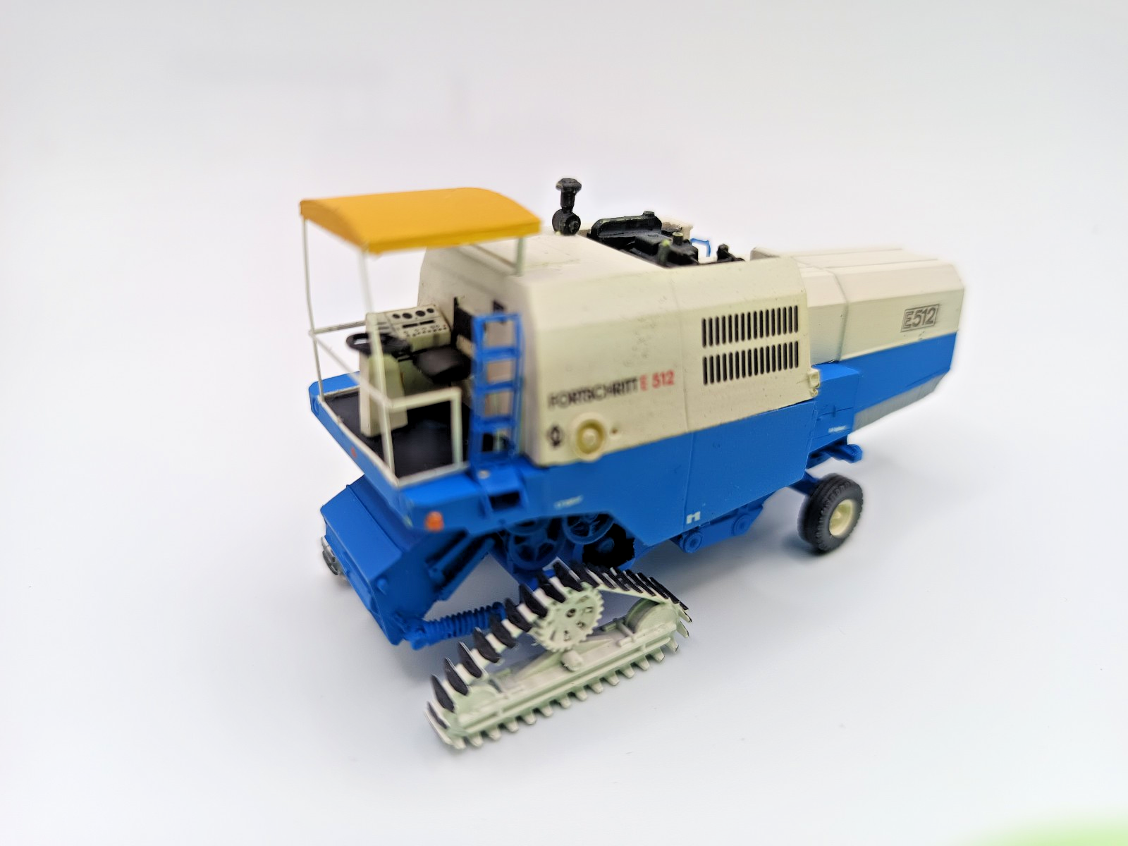 8696464