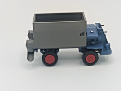 7652053