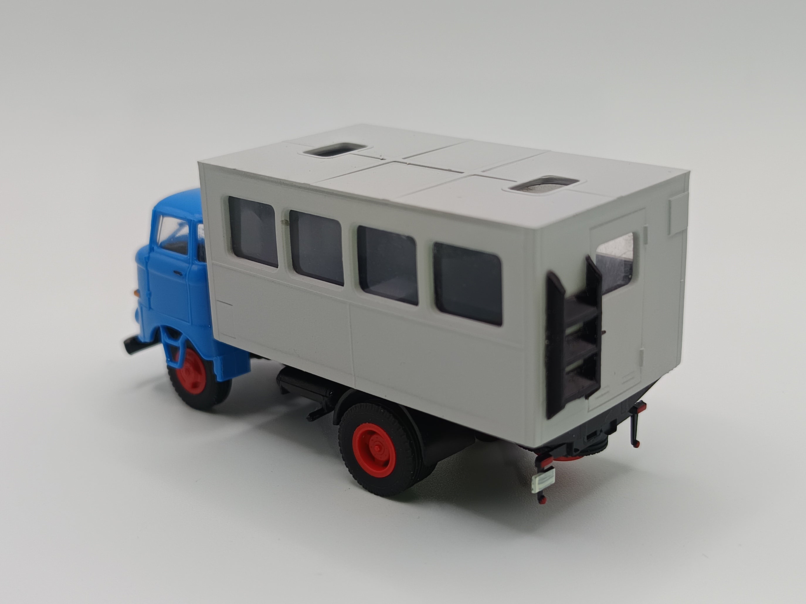 OP 87305, IFA W50 Leutekoffer, 1:87 H0