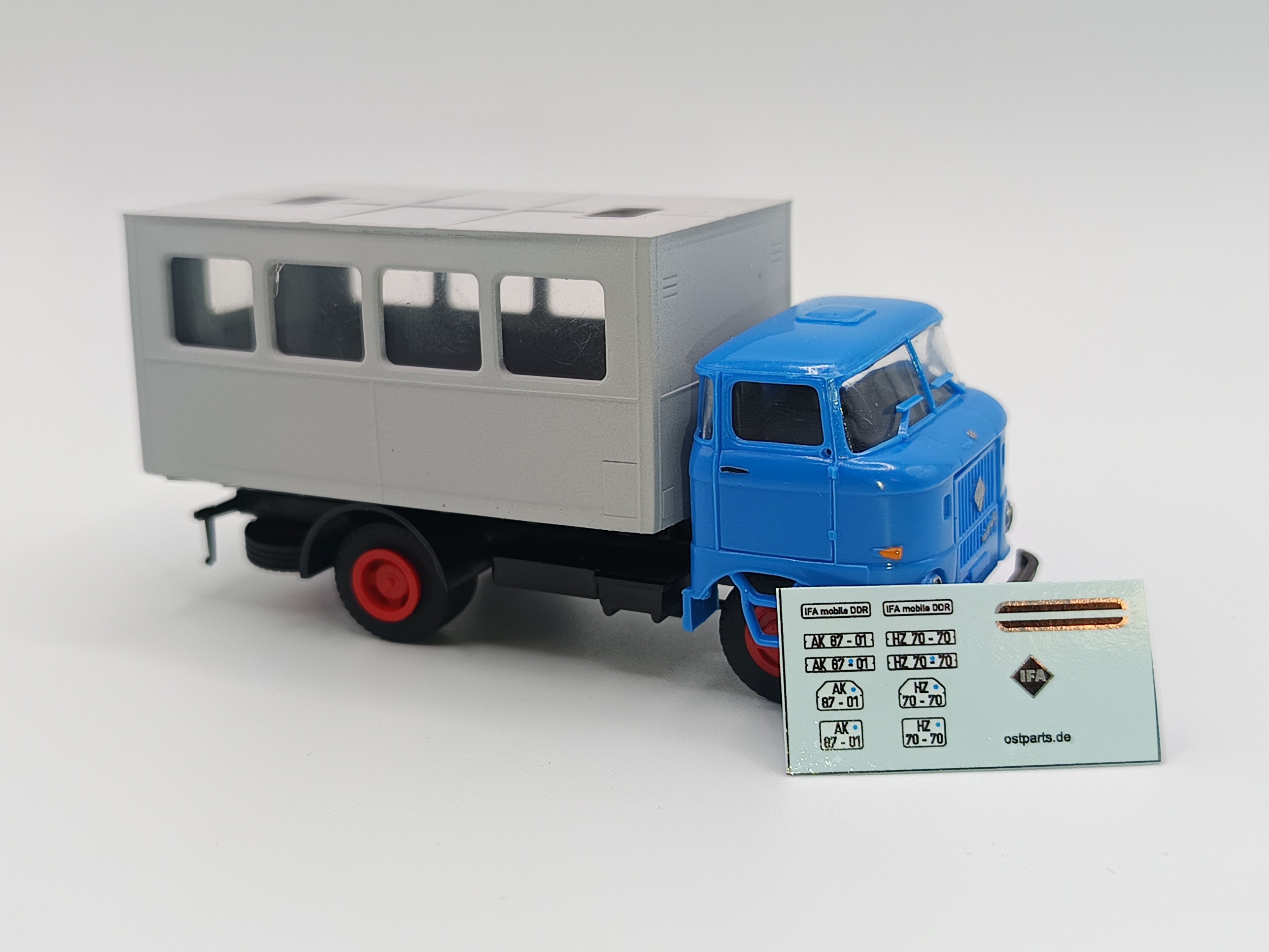 OP 87305, IFA W50 Leutekoffer, 1:87 H0