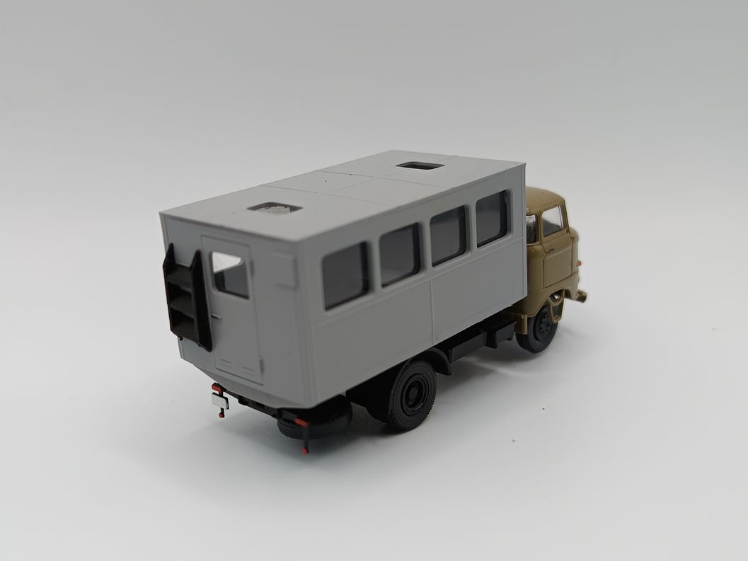 OP 87052, IFA W50 Leutekoffer,  1:87 H0