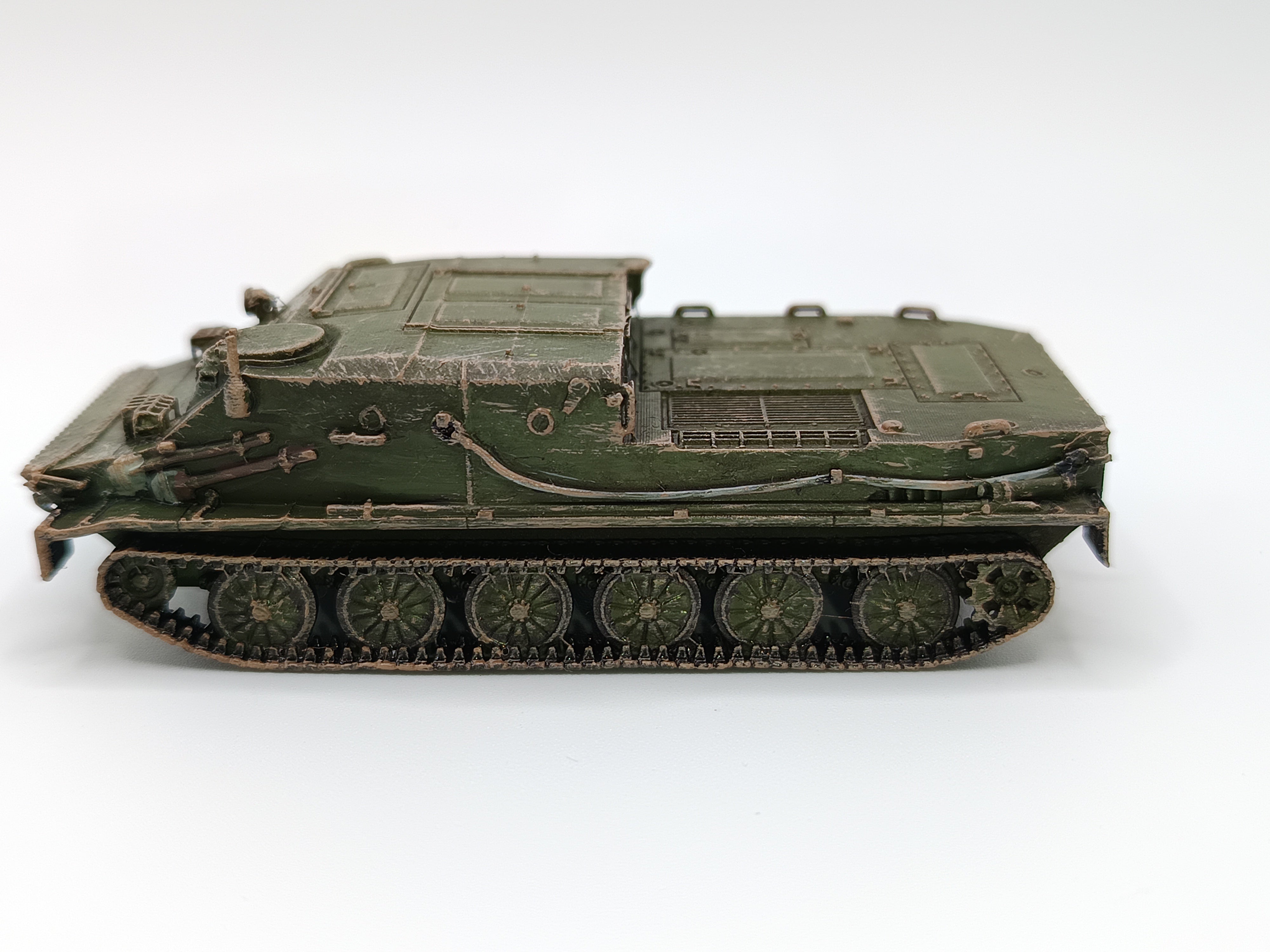OP 87604, Panzer BTR-50, patiniert   1/87, H0,