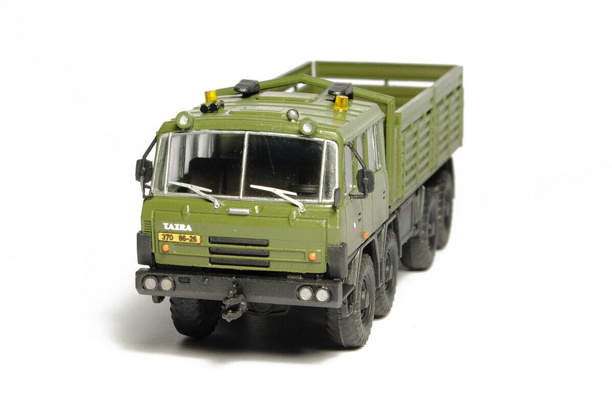 SDV 87180, Tatra 815, Schwerlastzugmaschine militär,  Plastikbausatz 1/87, H0,