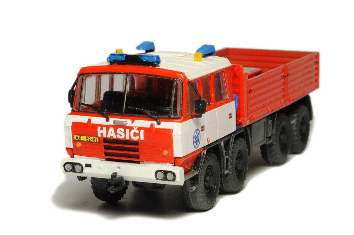 SDV 450, Tatra 815 8x8 Bergefahrzeug , Feuerwehr, Plastikbausatz 1/87, H0,