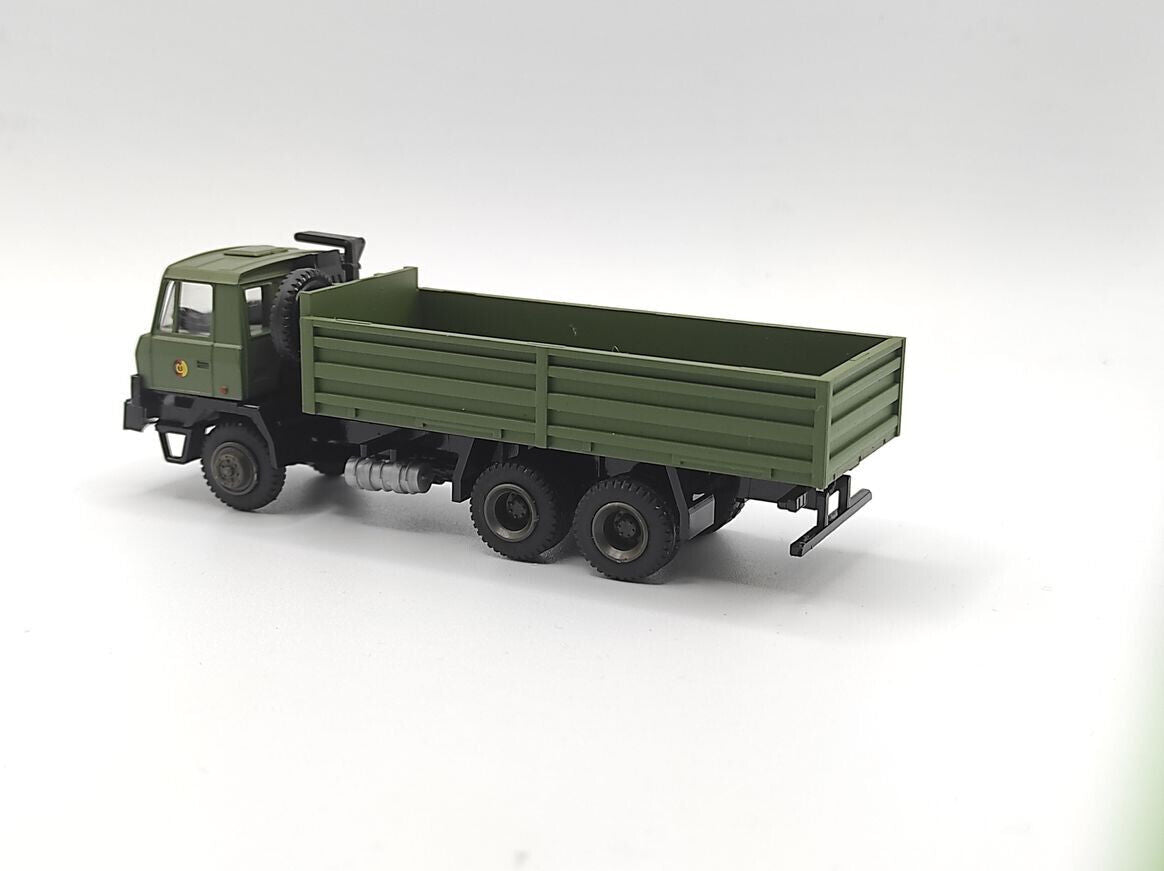 IGRA 87004, Tatra 815 NVA, 6x6,  Fertigmodell , 1/87, H0,